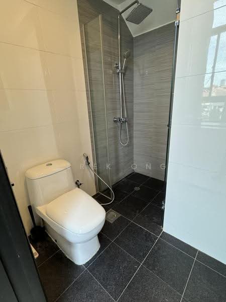 Viva Vista, 3 South Buona Vista Road, Buona Vista / West Coast / Clementi New Town, 2 Bedrooms, 732 sqft, Apartment For Sale, by Derek Ong, 500278911 - PropertyGuru.com.sg