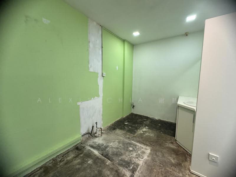 Bras Basah Complex, 231 Bain Street, Beach Road / Bugis / Rochor, 365 sqft, Shop / Shophouse For Sale, by Alexis Chia 谢慧丽, 500278917 - Interior - CommercialGuru.com.sg