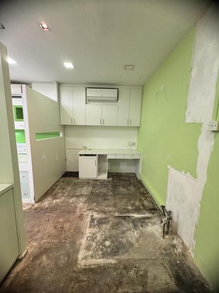 Bras Basah Complex, 231 Bain Street, Beach Road / Bugis / Rochor, 365 sqft, Shop / Shophouse For Sale, by Alexis Chia 谢慧丽, 500278917 - Interior - CommercialGuru.com.sg