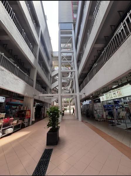 Bras Basah Complex, 231 Bain Street, Beach Road / Bugis / Rochor, 365 sqft, Shop / Shophouse For Sale, by Alexis Chia 谢慧丽, 500278917 - Exterior - CommercialGuru.com.sg