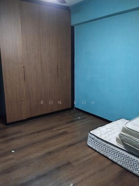 339 Hougang Avenue 7, 339 Hougang Avenue 7, Hougang / Punggol / Sengkang, 3 Bedrooms, 1,302 sqft, HDB Flat For Sale, by Ron Koh, 500278921 - Bedroom - PropertyGuru.com.sg