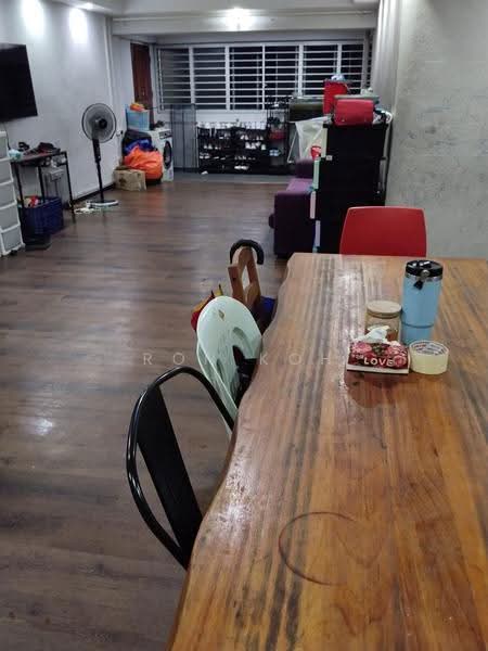 339 Hougang Avenue 7, 339 Hougang Avenue 7, Hougang / Punggol / Sengkang, 3 Bedrooms, 1,302 sqft, HDB Flat For Sale, by Ron Koh, 500278921 - Living Room - PropertyGuru.com.sg