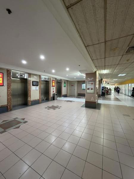 Textile Centre, 200 Jalan Sultan, Beach Road / Bugis / Rochor, 1,410 sqft, Mall Shop For Sale, by Alvin Kwan, 500278936 - Lobby - CommercialGuru.com.sg