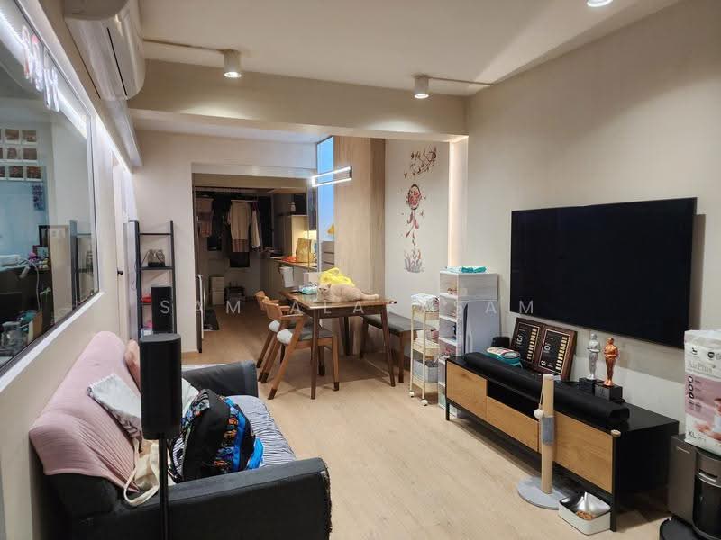 64 Kallang Bahru, 64 Kallang Bahru, Balestier / Toa Payoh, 2 Bedrooms, 699 sqft, HDB Flat For Sale, by Sam Alakasam, 500278938 - Living and Dining - PropertyGuru.com.sg