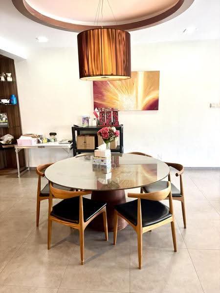 381 Pasir Panjang Road, 381 Pasir Panjang Road, Buona Vista / West Coast / Clementi New Town, 3 Bedrooms, 2,260 sqft, Apartment For Sale, by Cheng Tan Chow, 500278941 - Dining Room - PropertyGuru.com.sg