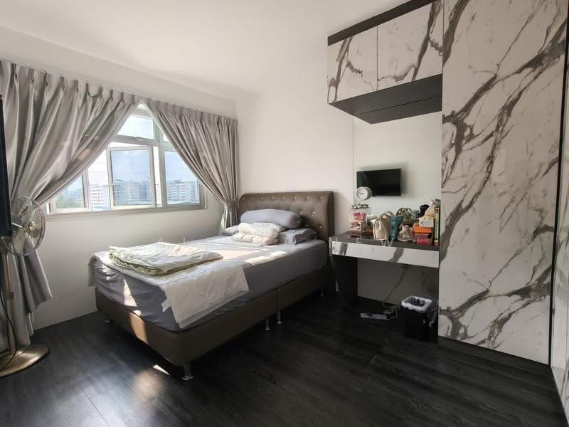 677A Yishun Ring Road, 677A Yishun Ring Road, Sembawang / Yishun, 3 Bedrooms, 1,001 sqft, HDB Flat For Rent, by Albert New, 500278943 - Master Bedroom - PropertyGuru.com.sg