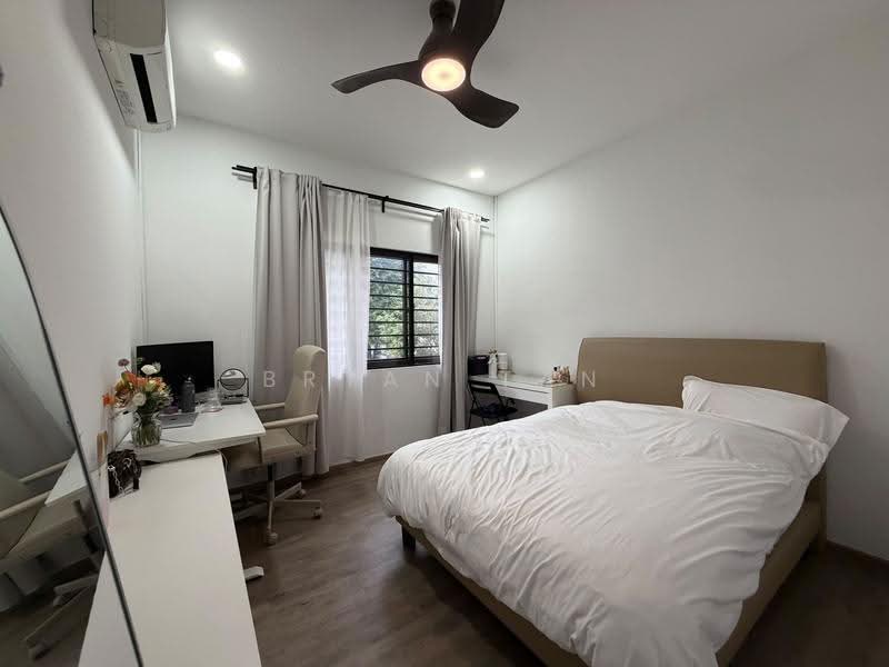 D19 Nanyang Park, Jalan Limbok, Hougang / Punggol / Sengkang, 3 Bedrooms, 1,500 sqft, Terraced House For Sale, by Bryan Tan, 500278966 - Bedroom - PropertyGuru.com.sg