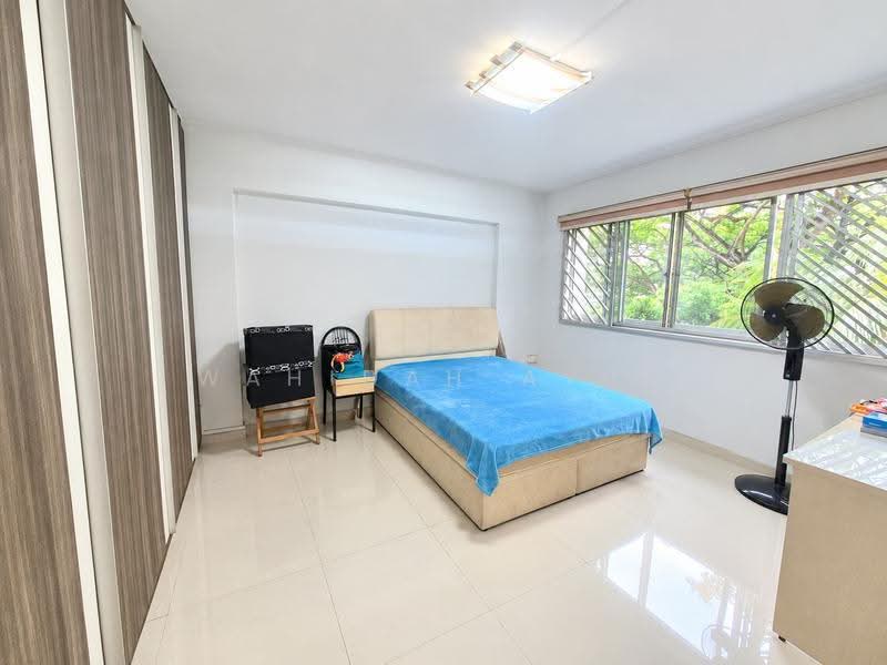391 Yishun Avenue 6, 391 Yishun Avenue 6, Sembawang / Yishun, 4 Bedrooms, 1,572 sqft, HDB Flat For Sale, by Wahidah Ayub, 500278968 - Master Bedroom - PropertyGuru.com.sg