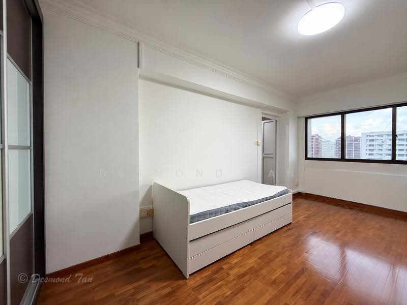 393 Tampines Avenue 7, 393 Tampines Avenue 7, Pasir Ris / Tampines, Room Rental, 200 sqft, HDB Flat For Rent, by Desmond Tan, 500278972 - Bedroom - PropertyGuru.com.sg