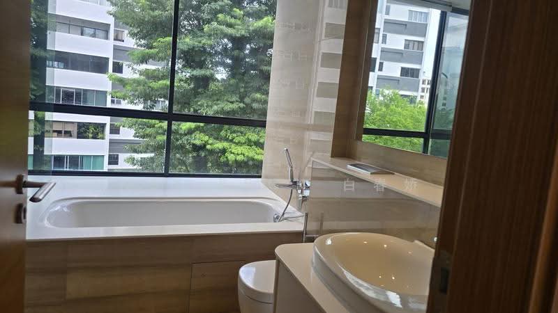 Treasure on Balmoral, 5A Balmoral Road, Tanglin / Holland / Bukit Timah, 4 Bedrooms, 1,991 sqft, Apartment For Rent, by Mel Peck 白春娇, 500278974 - Bathroom - PropertyGuru.com.sg