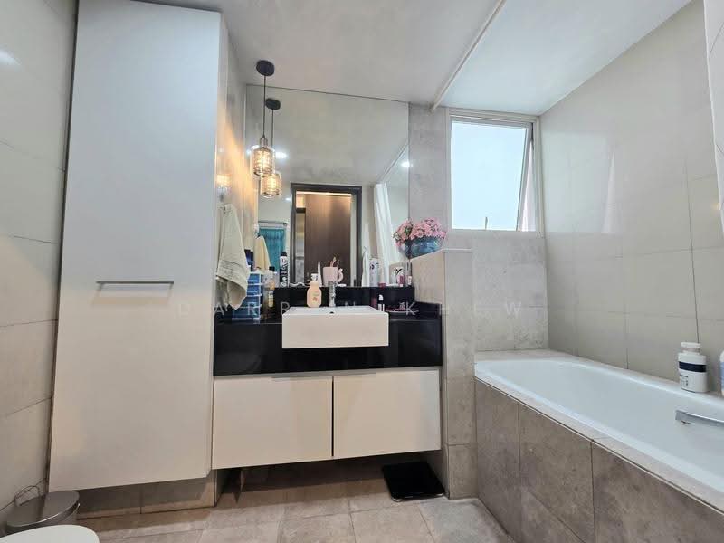 Lilydale, 550 Yishun Ave 6, Sembawang / Yishun, 3 Bedrooms, 1,195 sqft, Condominium For Sale, by Darren Khew, 500278979 - Bathroom - PropertyGuru.com.sg