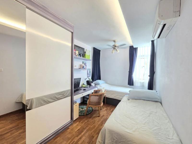 Lilydale, 550 Yishun Ave 6, Sembawang / Yishun, 3 Bedrooms, 1,195 sqft, Condominium For Sale, by Darren Khew, 500278979 - Bedroom - PropertyGuru.com.sg