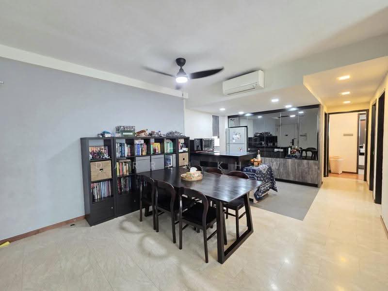 Lilydale, 550 Yishun Ave 6, Sembawang / Yishun, 3 Bedrooms, 1,195 sqft, Condominium For Sale, by Darren Khew, 500278979 - Dining Room - PropertyGuru.com.sg