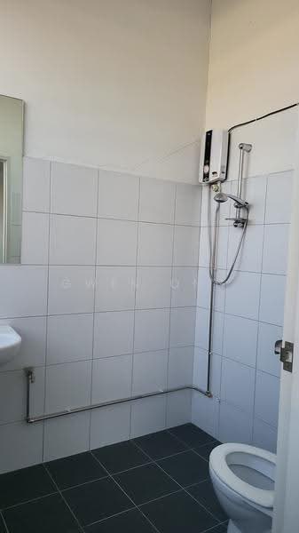 Harvest @ Woodlands, Sembawang / Yishun, 1,066 sqft, Factory / Workshop (B2) For Rent, by Gwen Ong, 500278986 - Bathroom - CommercialGuru.com.sg
