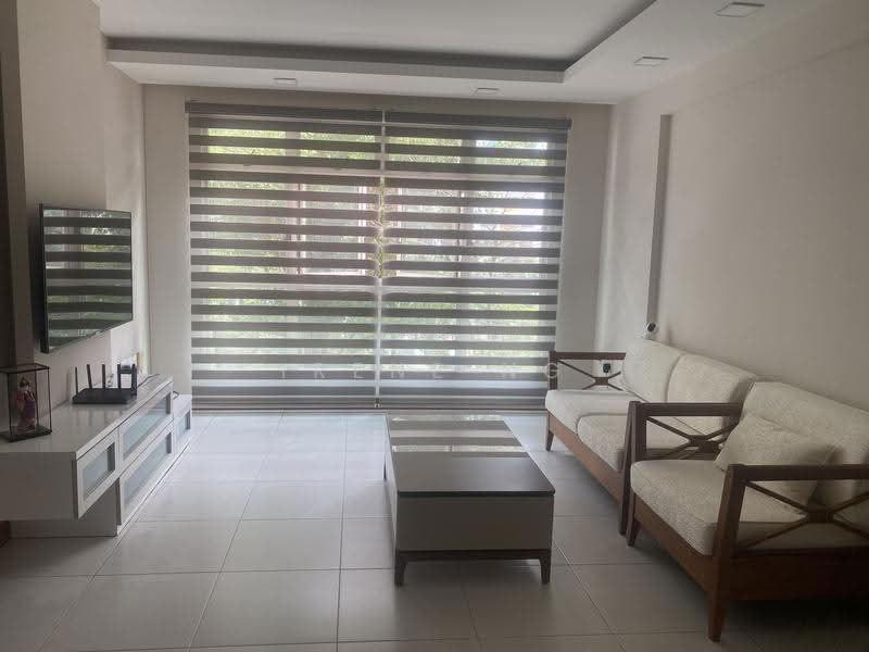 212B Compassvale Drive, 212B Compassvale Drive, Hougang / Punggol / Sengkang, Room Rental, 200 sqft, HDB Flat For Rent, by Irene Ng, 500278992 - Living Room - PropertyGuru.com.sg