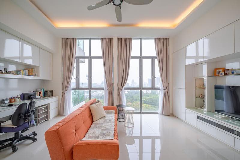 The Marbella, 29 Mount Sinai Rise, Tanglin / Holland / Bukit Timah, 4 Bedrooms, 1,755 sqft, Condominium For Sale, by Zach Wong, 500278994 - Living Room - PropertyGuru.com.sg