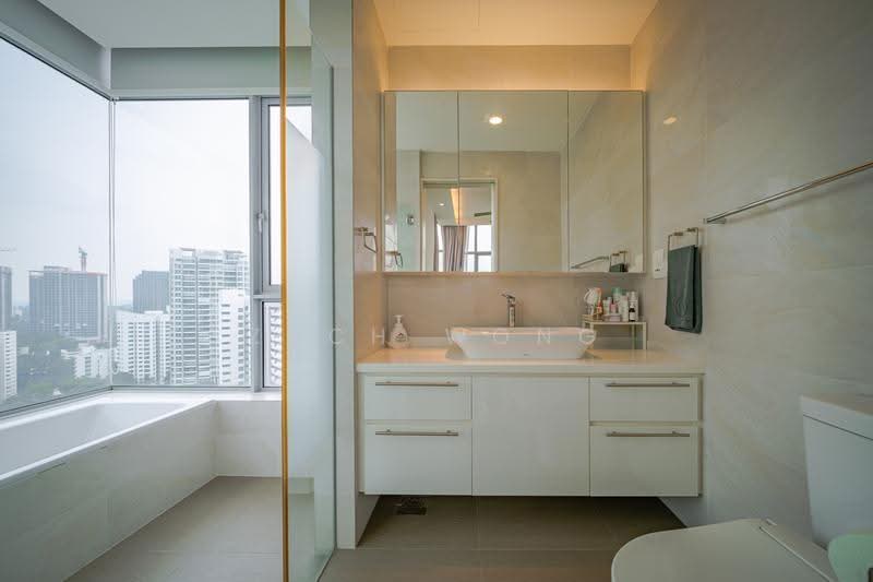 The Marbella, 29 Mount Sinai Rise, Tanglin / Holland / Bukit Timah, 4 Bedrooms, 1,755 sqft, Condominium For Sale, by Zach Wong, 500278994 - Bathroom - PropertyGuru.com.sg