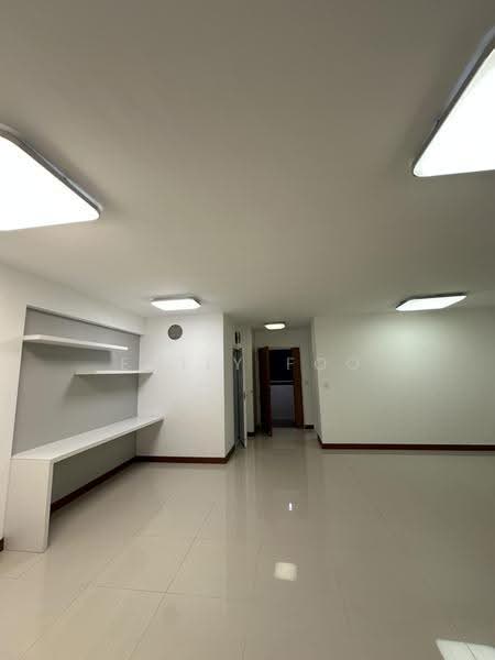 BLK 455B ANG MO KIO ST 44 photo 4