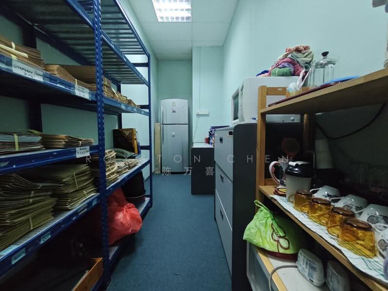 Hiangkie Industrial Building IV, 27 Woodlands Industrial Park E1, Sembawang / Yishun, 1,938 sqft, Factory / Workshop (B2) For Sale, by Royston Chen 陈万喜, 500279016 - Interior - CommercialGuru.com.sg