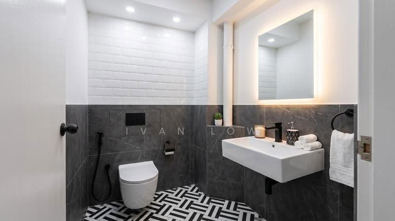 273B Jurong West Avenue 3, 273B Jurong West Avenue 3, Boon Lay / Jurong / Tuas, 3 Bedrooms, 1,195 sqft, HDB Flat For Sale, by Ivan Low, 500279021 - Bathroom - PropertyGuru.com.sg
