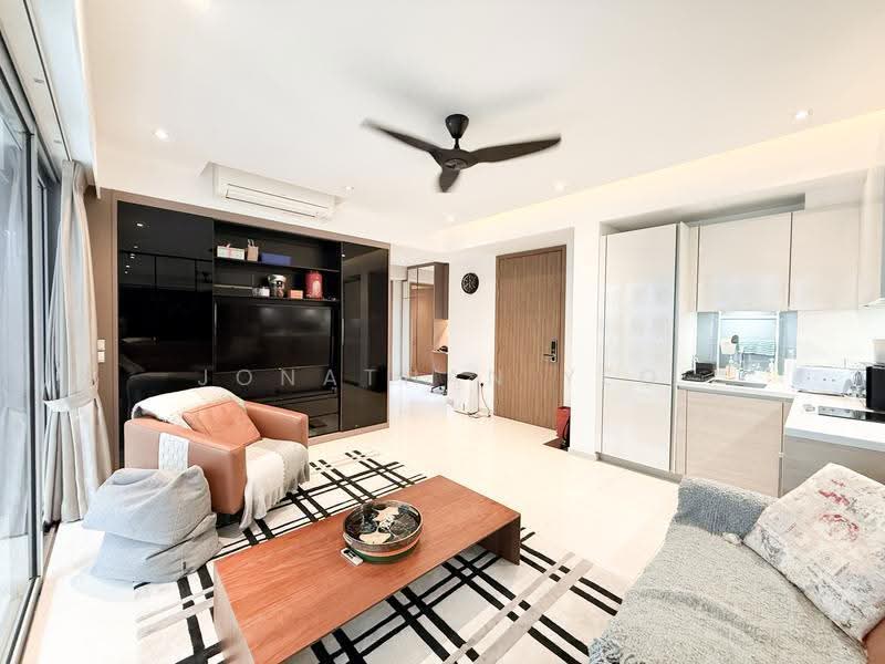 V on Shenton, 5 Shenton Way, Boat Quay / Raffles Place / Marina, 2 Bedrooms, 1,152 sqft, Condominium For Sale, by Jonathan Yeo, 500279042 - Living Room - PropertyGuru.com.sg