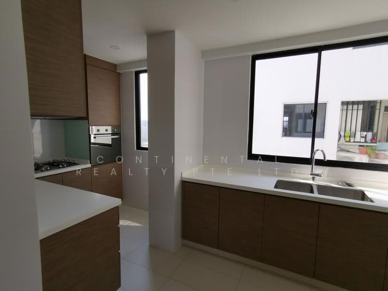 Central Green, 1 Jalan Membina, Alexandra / Commonwealth, 4 Bedrooms, 2,100 sqft, Condominium For Rent, by DELIA, 500279045 - Kitchen - PropertyGuru.com.sg