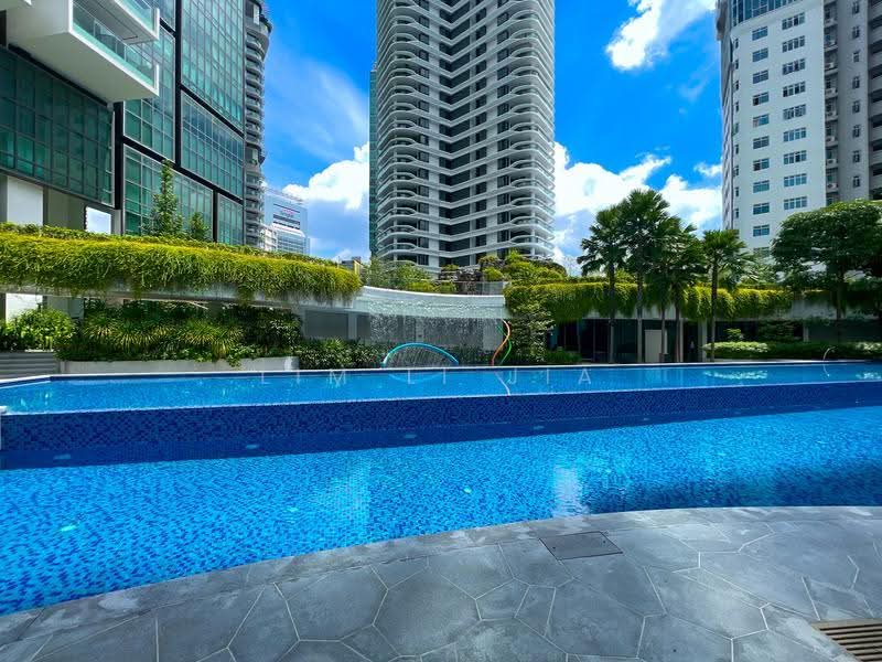 8 Saint Thomas, 10 Saint Thomas Walk, Orchard / River Valley, 2 Bedrooms, 872 sqft, Condominium For Sale, by Lim Li Jia, 500279046 - Swimming Pool - PropertyGuru.com.sg