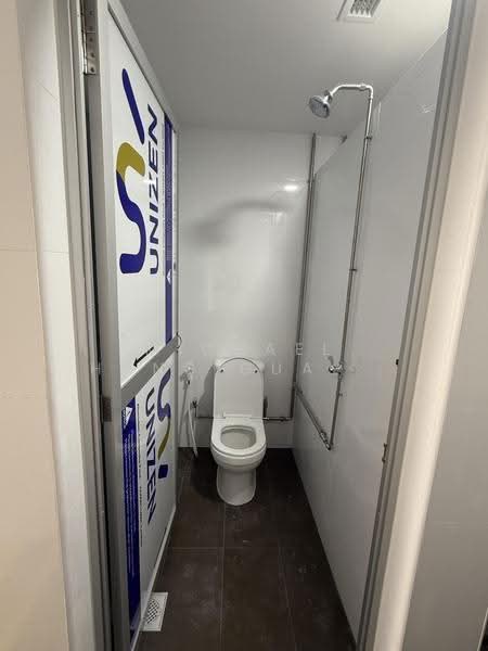 Woodlands Industrial Park E9, WOODLANDS INDUSTRIAL PARK E7, Admiralty / Woodlands, 150 sqft, Dormitory For Rent, by Michael Hong GuangYuan, 500279070 - Bathroom - CommercialGuru.com.sg