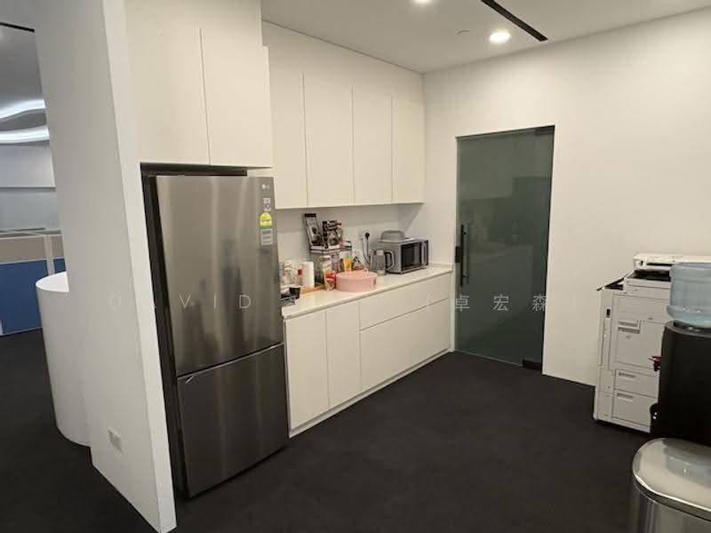 Suntec City Tower, 6 Temasek Boulevard, Boat Quay / Raffles Place / Marina, 2,594 sqft, Office For Rent, by David Toh (卓宏森), 500279072 - Kitchen - CommercialGuru.com.sg
