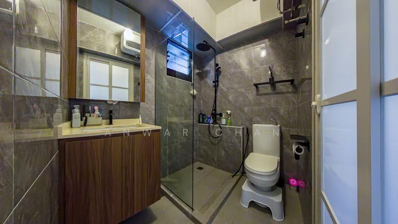 606A Tampines Street 61, 606A Tampines Street 61, Pasir Ris / Tampines, 3 Bedrooms, 990 sqft, HDB Flat For Sale, by Anwar Chan, 500279081 - Bathroom - PropertyGuru.com.sg