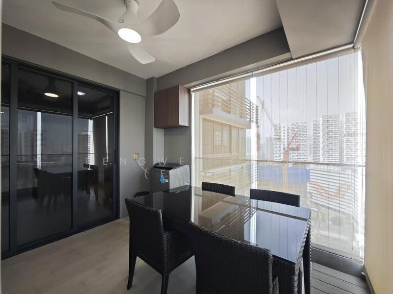 Regent Residences, 1091 Serangoon Road, Balestier / Toa Payoh, 2 Bedrooms, 818 sqft, Condominium For Rent, by Fengwen Kong (Feng), 500279085 - Balcony - PropertyGuru.com.sg