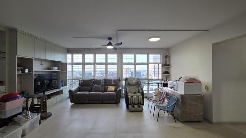 3B Upper Boon Keng Road, 3B Upper Boon Keng Road, Eunos / Geylang / Paya Lebar, 3 Bedrooms, 1,184 sqft, HDB Flat For Sale, by Shirley Oh, 500279098 - Living Room - PropertyGuru.com.sg