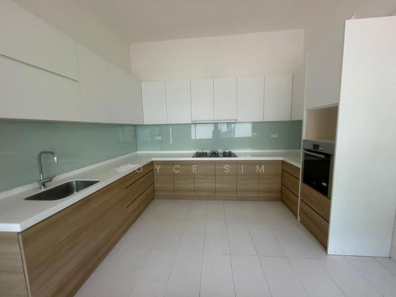Studio Room for Rent, Telok Kurau, East Coast / Marine Parade, Room Rental, 250 sqft, Bungalow House For Rent, by Joyce Sim, 500279106 - Kitchen - PropertyGuru.com.sg