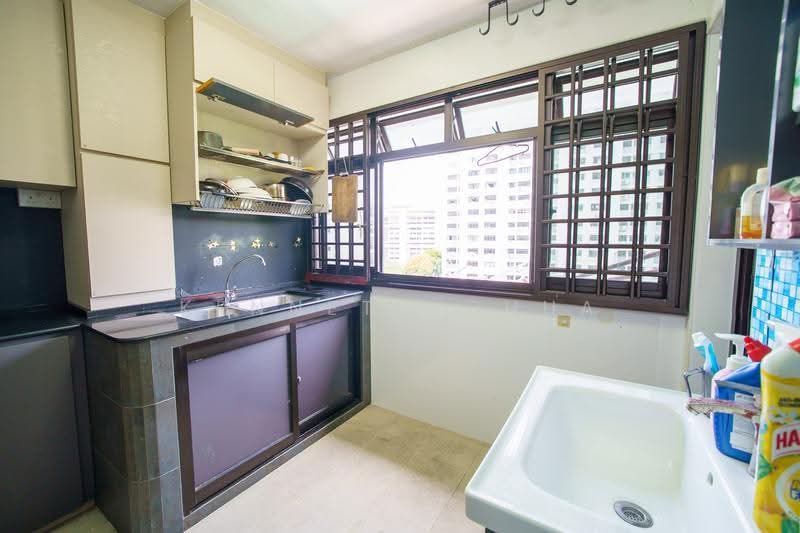 23 Telok Blangah Crescent, 23 Telok Blangah Crescent, Harbourfront / Telok Blangah, 3 Bedrooms, 882 sqft, HDB Flat For Sale, by Kenneth Chua, 500279109 - Kitchen - PropertyGuru.com.sg