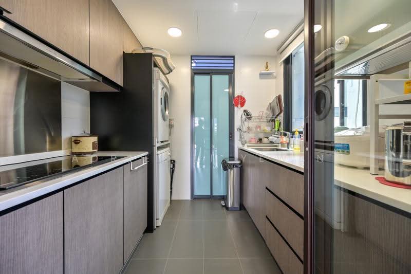 Riverparc Residence, 90 Punggol Drive, Hougang / Punggol / Sengkang, 4 Bedrooms, 1,238 sqft, Condominium For Sale, by Adriel Li Yewen, 500279110 - Kitchen - PropertyGuru.com.sg