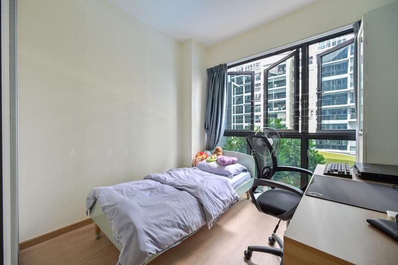 Riverparc Residence, 90 Punggol Drive, Hougang / Punggol / Sengkang, 4 Bedrooms, 1,238 sqft, Condominium For Sale, by Adriel Li Yewen, 500279110 - Bedroom - PropertyGuru.com.sg