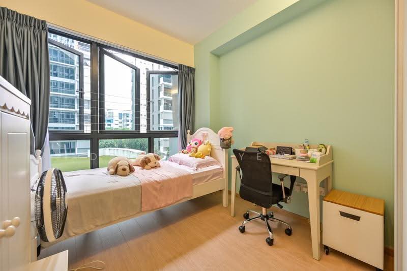 Riverparc Residence, 90 Punggol Drive, Hougang / Punggol / Sengkang, 4 Bedrooms, 1,238 sqft, Condominium For Sale, by Adriel Li Yewen, 500279110 - Bedroom - PropertyGuru.com.sg
