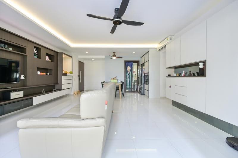 Riverparc Residence, 90 Punggol Drive, Hougang / Punggol / Sengkang, 4 Bedrooms, 1,238 sqft, Condominium For Sale, by Adriel Li Yewen, 500279110 - Living Room - PropertyGuru.com.sg