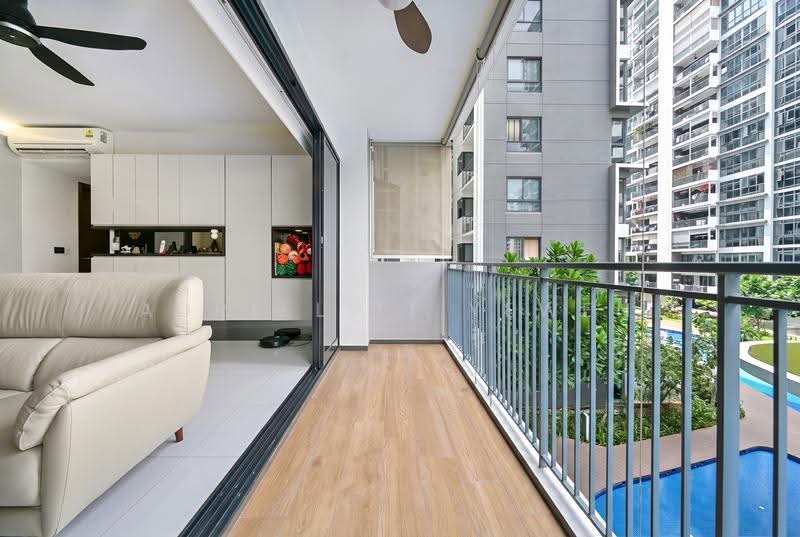 Riverparc Residence, 90 Punggol Drive, Hougang / Punggol / Sengkang, 4 Bedrooms, 1,238 sqft, Condominium For Sale, by Adriel Li Yewen, 500279110 - Balcony - PropertyGuru.com.sg