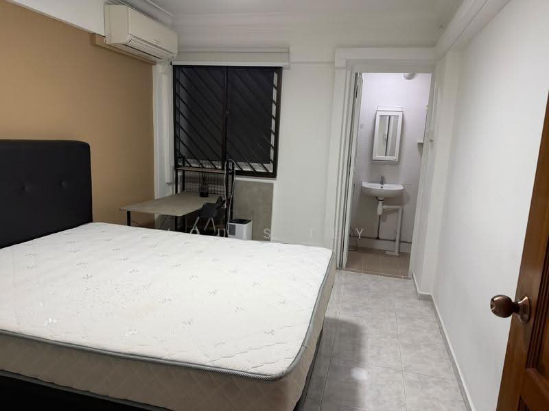 773 Yishun Avenue 3, 773 Yishun Avenue 3, Sembawang / Yishun, Room Rental, 90 sqft, HDB Flat For Rent, by Louis Tey, 500279127 - Bedroom - PropertyGuru.com.sg