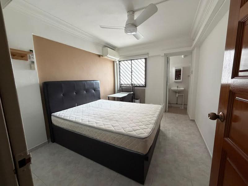 773 Yishun Avenue 3, 773 Yishun Avenue 3, Sembawang / Yishun, Room Rental, 90 sqft, HDB Flat For Rent, by Louis Tey, 500279127 - Bedroom - PropertyGuru.com.sg
