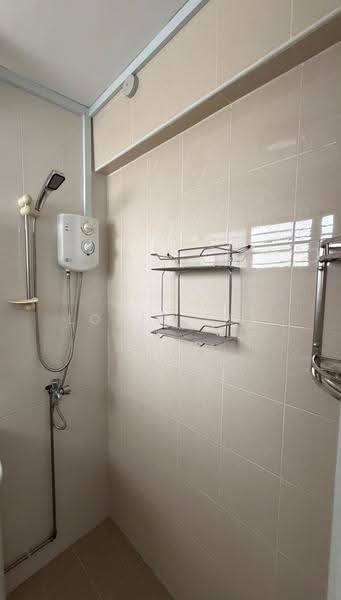 773 Yishun Avenue 3, 773 Yishun Avenue 3, Sembawang / Yishun, Room Rental, 90 sqft, HDB Flat For Rent, by Louis Tey, 500279127 - Bathroom - PropertyGuru.com.sg