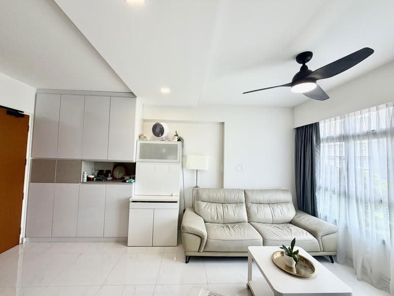 104A Canberra Street, 104A Canberra Street, Sembawang / Yishun, 3 Bedrooms, 1,001 sqft, HDB Flat For Sale, by Lily Ho, 500279133 - Living Room - PropertyGuru.com.sg