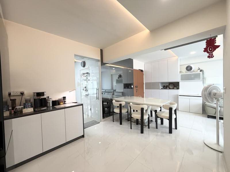 104A Canberra Street, 104A Canberra Street, Sembawang / Yishun, 3 Bedrooms, 1,001 sqft, HDB Flat For Sale, by Lily Ho, 500279133 - Living Room - PropertyGuru.com.sg
