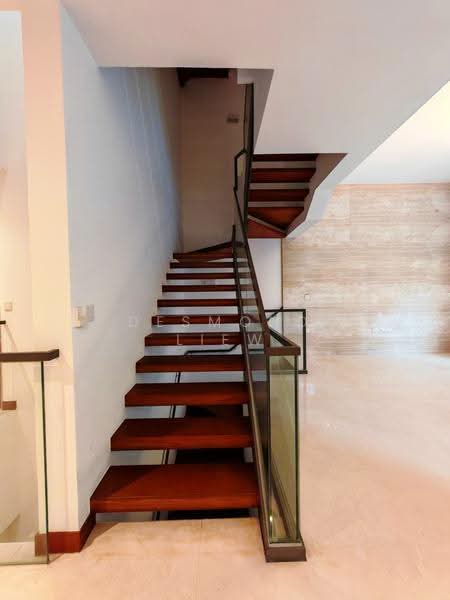 Seahill, West Coast Crescent, Buona Vista / West Coast / Clementi New Town, 5 Bedrooms, 3,574 sqft, Townhouse For Sale, by Desmond Liew, 500279134 - Interior - PropertyGuru.com.sg