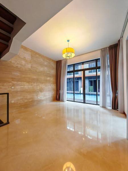 Seahill, West Coast Crescent, Buona Vista / West Coast / Clementi New Town, 5 Bedrooms, 3,574 sqft, Townhouse For Sale, by Desmond Liew, 500279134 - Living Room - PropertyGuru.com.sg