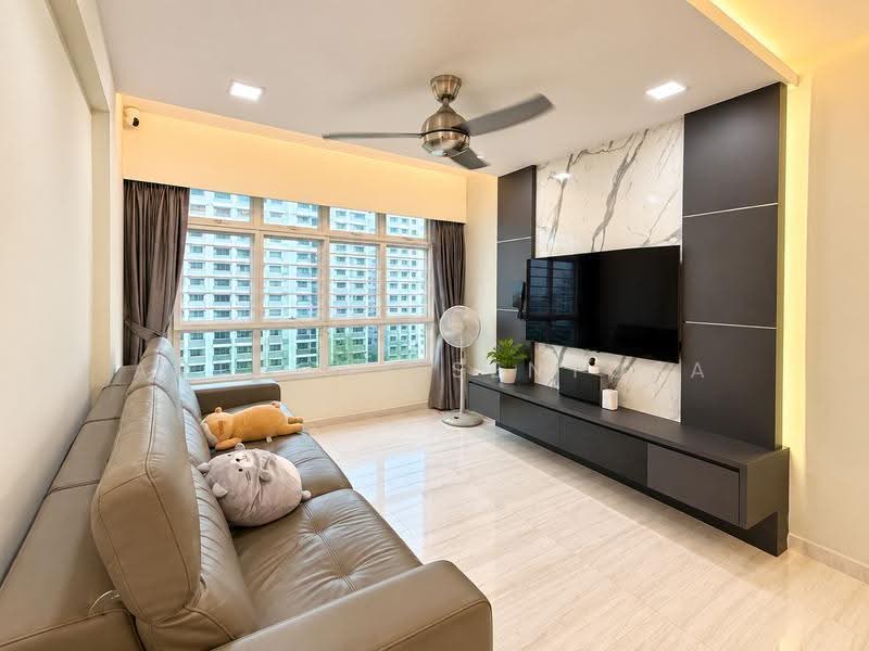 217A Sumang Walk, 217A Sumang Walk, Hougang / Punggol / Sengkang, 3 Bedrooms, 990 sqft, HDB Flat For Sale, by Anthony Sentosa, 500279135 - Living Room - PropertyGuru.com.sg