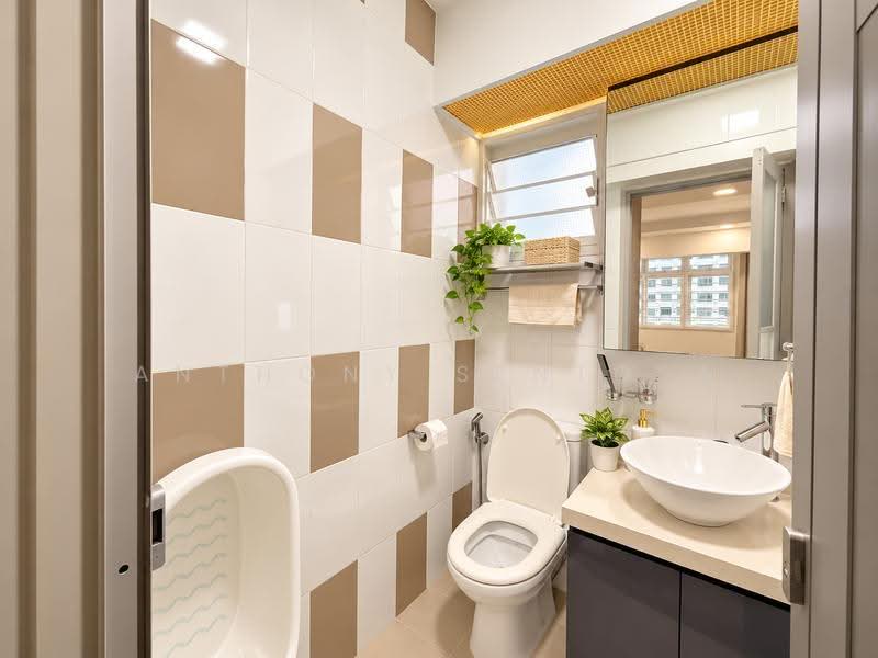 217A Sumang Walk, 217A Sumang Walk, Hougang / Punggol / Sengkang, 3 Bedrooms, 990 sqft, HDB Flat For Sale, by Anthony Sentosa, 500279135 - Bathroom - PropertyGuru.com.sg