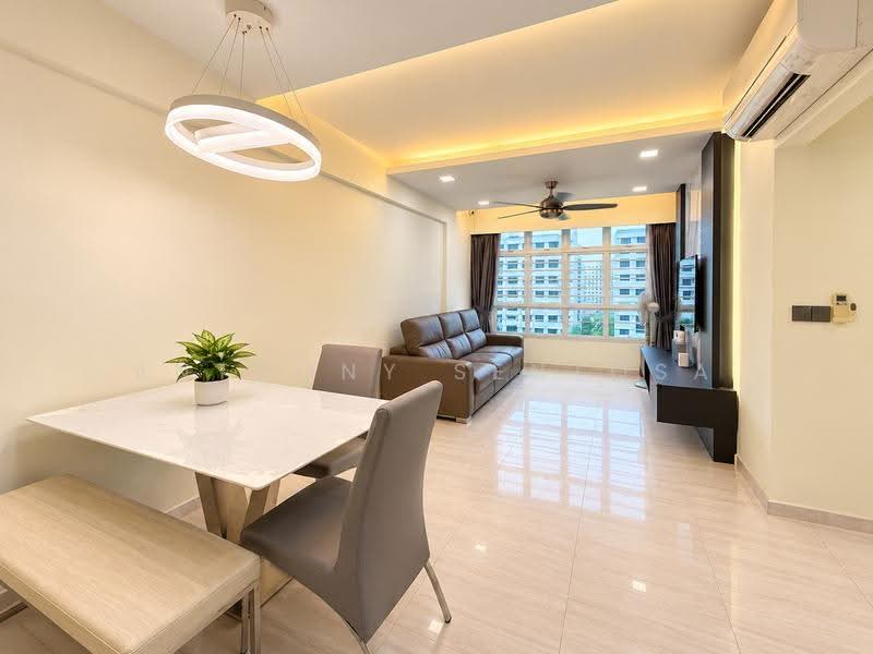 217A Sumang Walk, 217A Sumang Walk, Hougang / Punggol / Sengkang, 3 Bedrooms, 990 sqft, HDB Flat For Sale, by Anthony Sentosa, 500279135 - Living Room - PropertyGuru.com.sg