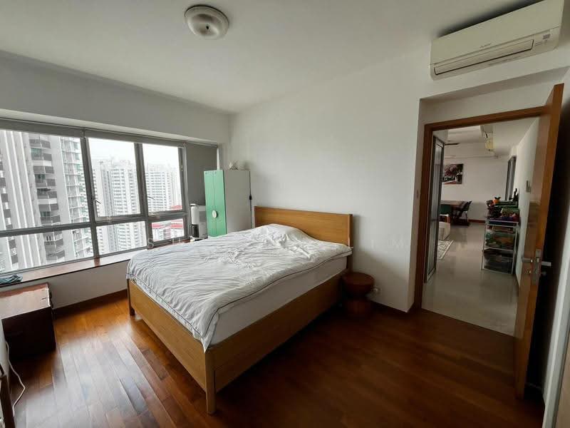 Twin Regency, 28 Kim Tian Road, Alexandra / Commonwealth, 3 Bedrooms, 1,442 sqft, Condominium For Rent, by Shanice Lim, 500279142 - Bedroom - PropertyGuru.com.sg
